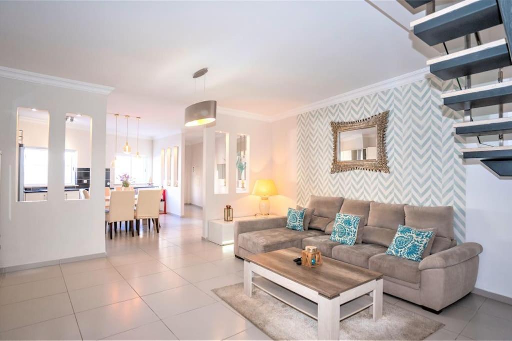 Luxuryvilla With Private Heated Pool And Spa 7P Quarteira Exterior photo