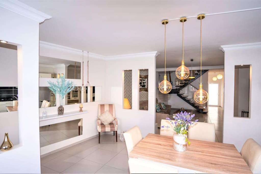 Luxuryvilla With Private Heated Pool And Spa 7P Quarteira Exterior photo
